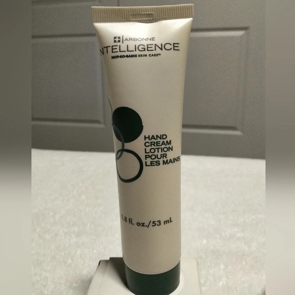BRAND NEW Arbonne Intelligence Hand Cream